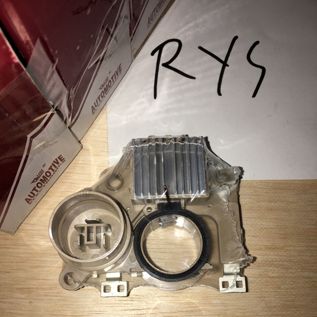 IC REGULATOR ALTERNATOR VITARA, ESCUDO SOKET 3