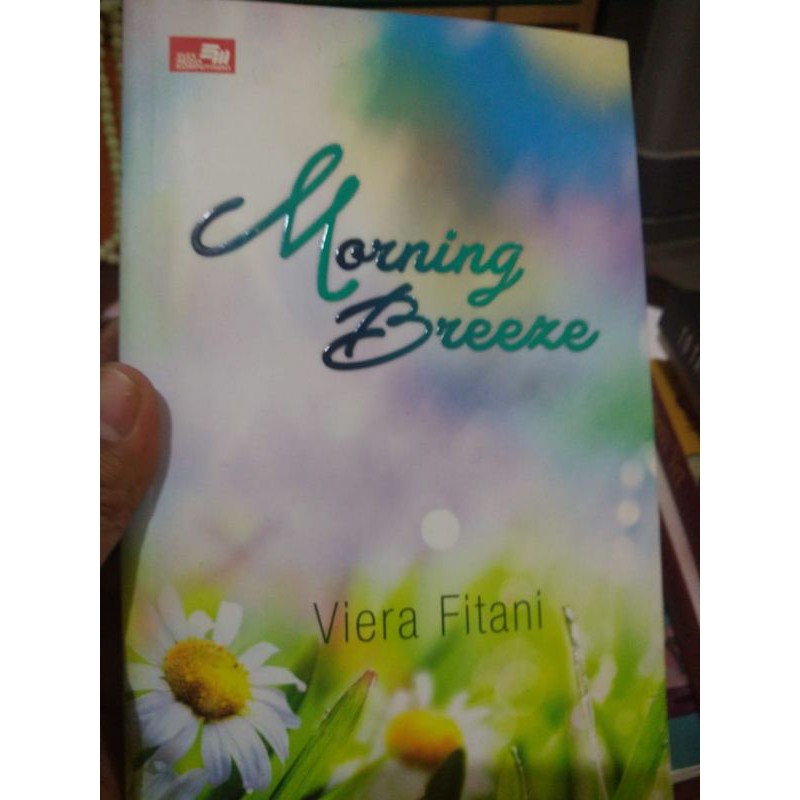 

Preloved - Morning Breeze by Viera Fitani