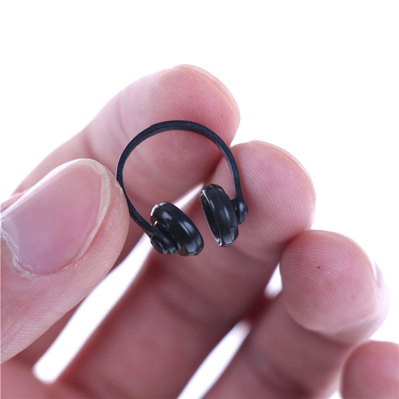 Miniatur Headphone Earphone Warna Hitam Untuk Rumah Boneka 1 / 12