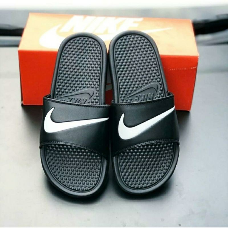 sandal nike benassi swoosh