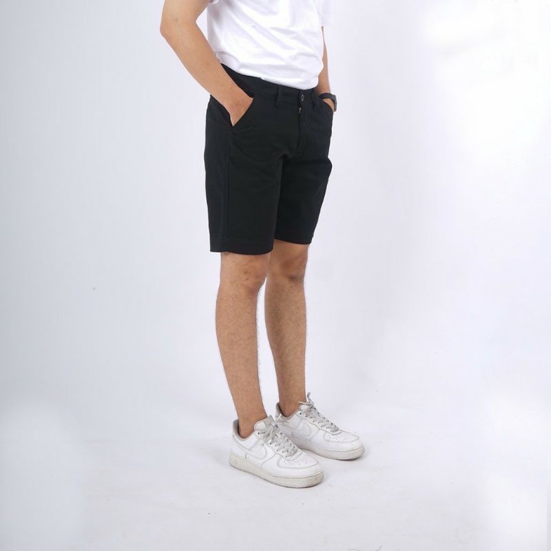 Celana Pendek Chino McVois Hitam Premium Distro