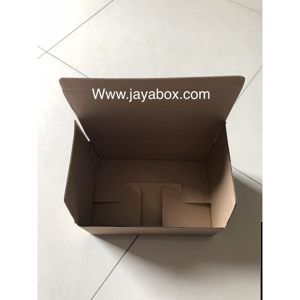 

Kardus | Box | Karton | Packaging sepatu [28x14x10,5 cm