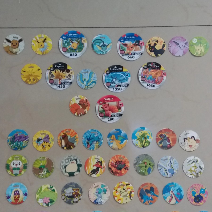 Tazos Pokemon Coin Chiki + Pokemon Medallion Choki Choki