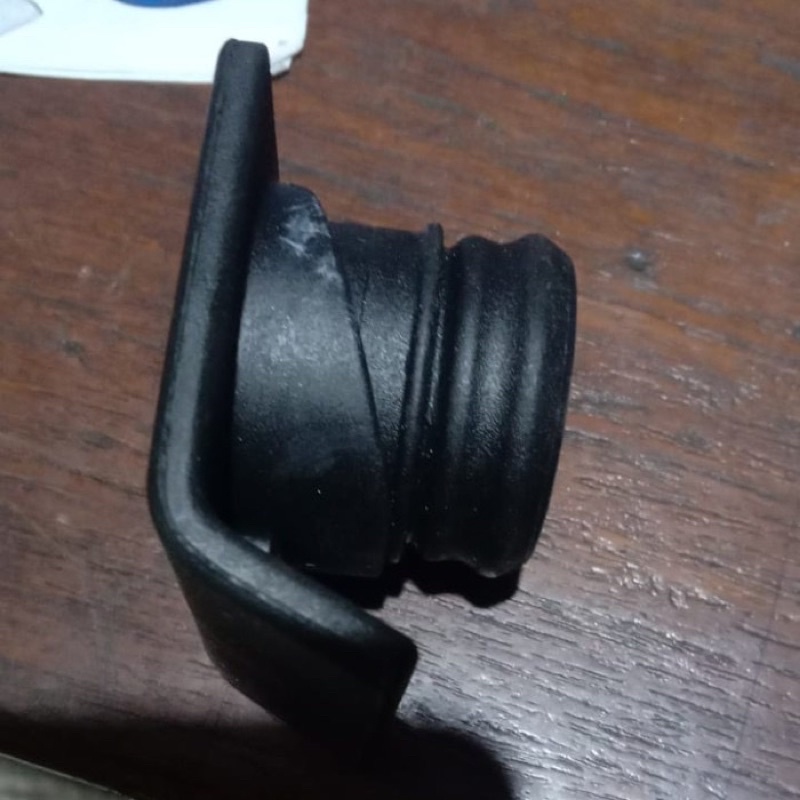 tutup oli fiat uno 2