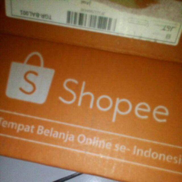 Molto Pewangi Dan Pelembut Pakaian