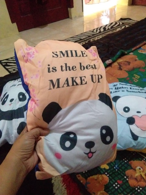 Bantal Kata-kata Karakter Lucu Full Dacron
