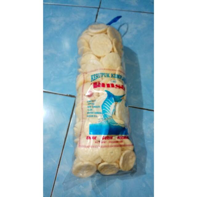 

Kerupuk kemplang kecil