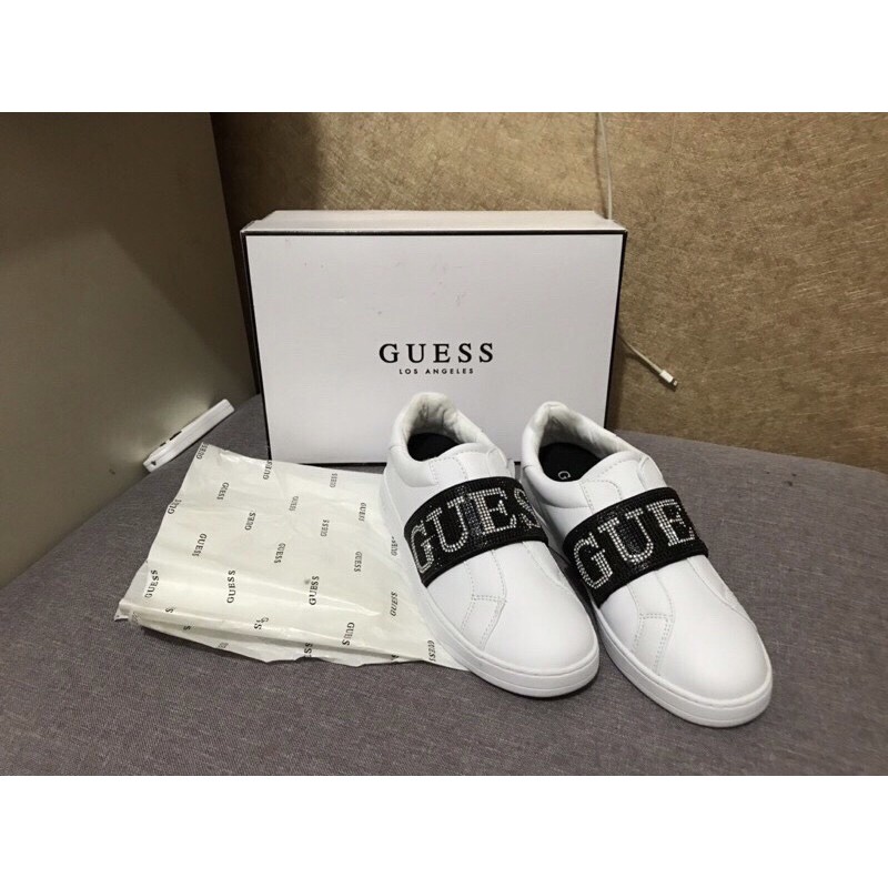 Preloved Guess Branded Original Shoes Wedges Sepatu Flat Putih Sneakers White Wanita Cewek Swarovski