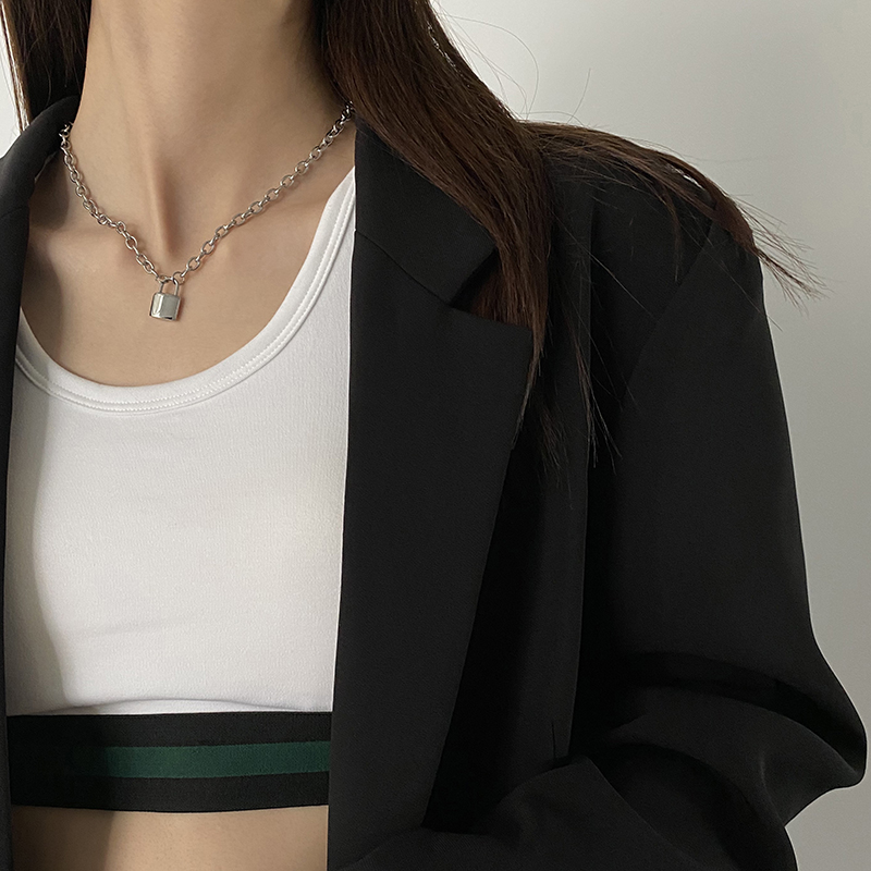 Lock Necklace Simple Personality Trendy Hip Hop Temperament Bungee Clavicle Chain