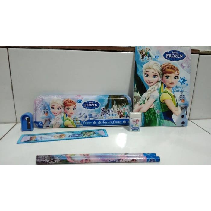 

KEMBALI SEKOLAH BARU Kotak Pensil/ Dompet Pensil Frozen/ Hello