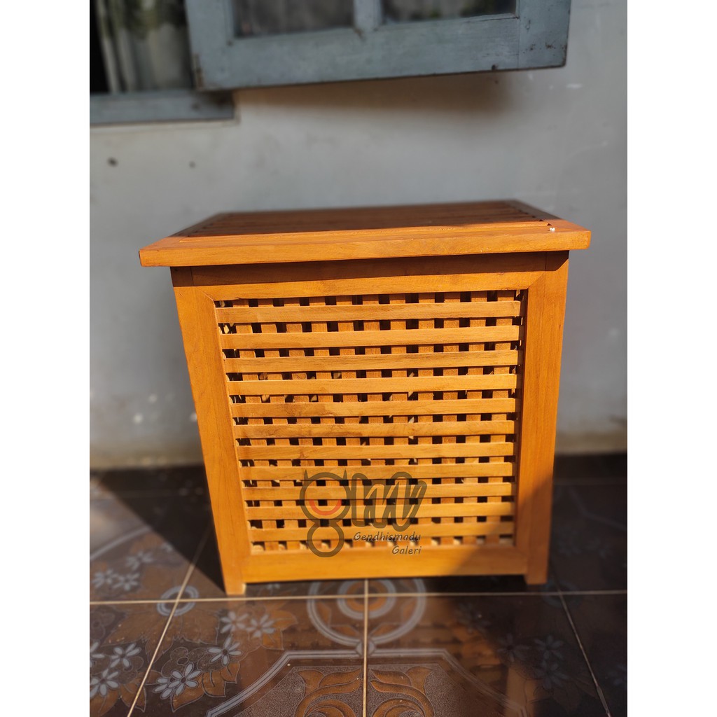 Laundry Box Kayu Jati Ukuran Sedang 55x40x55cm