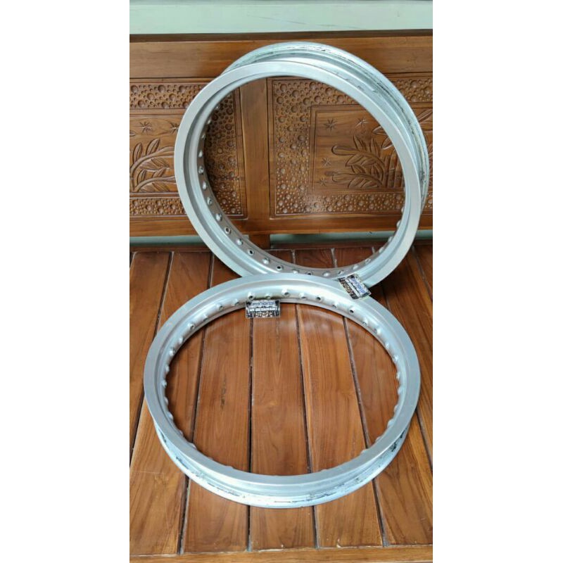 VELG SET DEPAN BELAKANG ORI COPOTAN KLX DTRACKER NEW MULUS