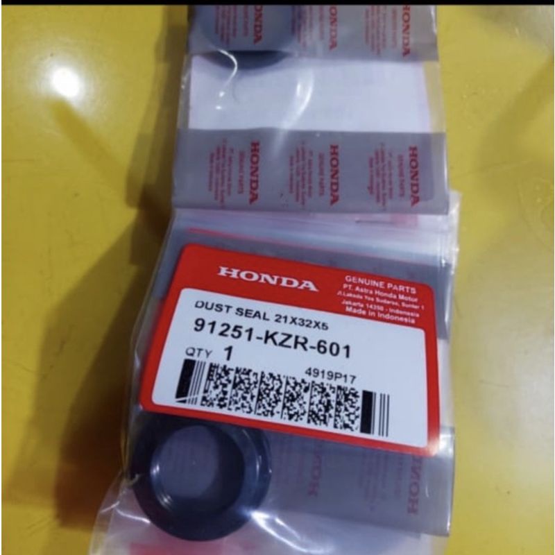 SEAL RODA DEPAN HONDA VARIO 125-150 BEAT FI ESP (KZR)