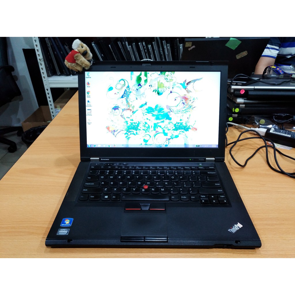 Sale! LenovoThinkpad T430s i5 Gen 3 / 4GB DDR3 / SSD 128 GB / Garansi / Mulus - 14 Inch