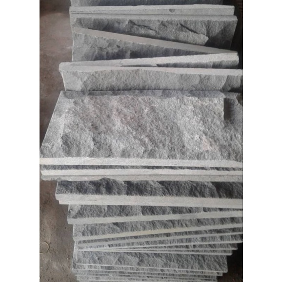 Batu Alam Andesit Rta/Rata Alam