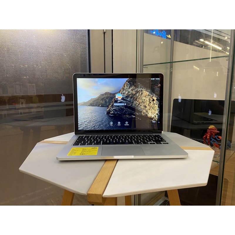 MacBook Pro Retina 13 inch Tahun 2015