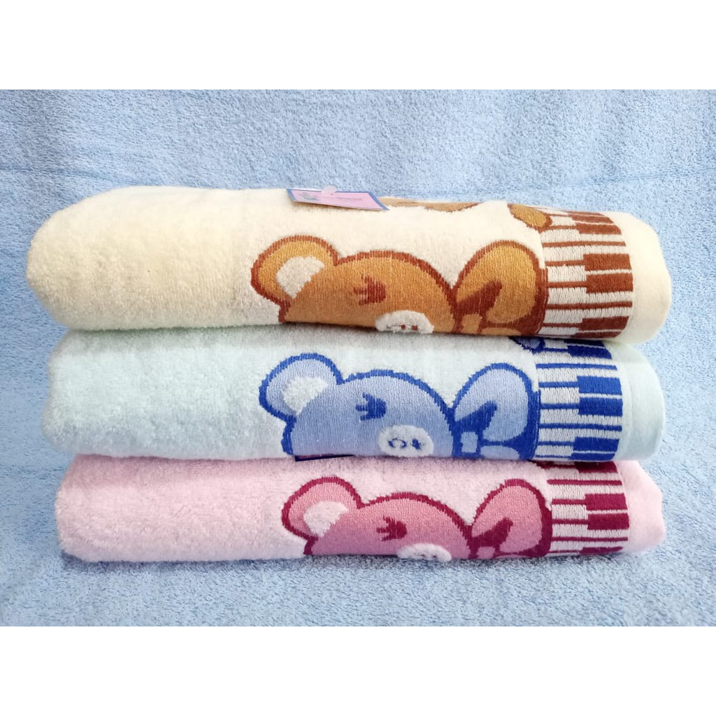 Handuk Mandi Tanggung (merk Luppen) Ukuran 60x120cm Motif Bear