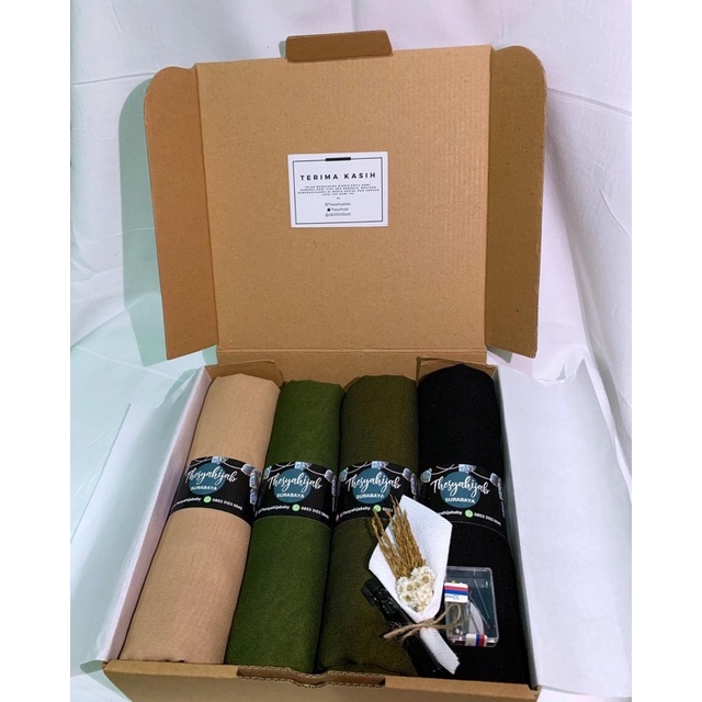 

HAMPERS HIJAB BELLA SQUARE PAKET E