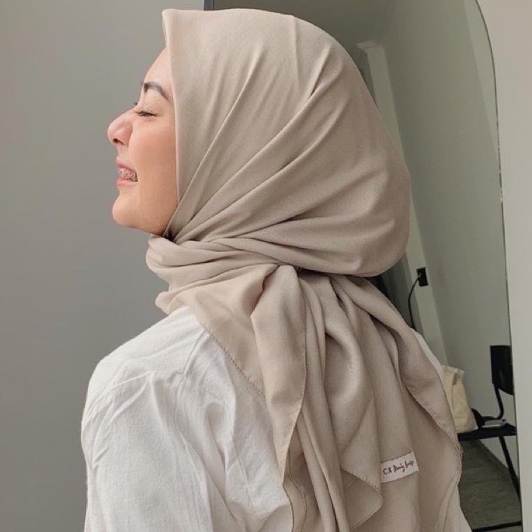 [KODE 0897] [READY] JASTIP HIJABIC - Parisnya Dydy (Plain Paris)