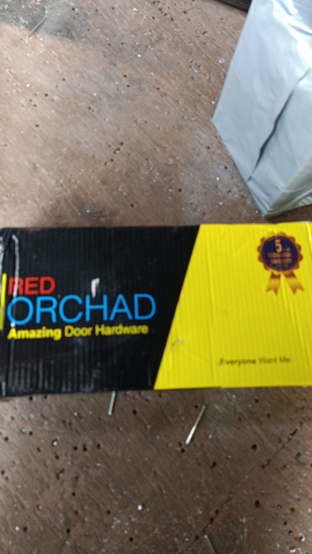 Kunci Pintu Aluminium Handle Plat Sevitro Warna Hitam, Putih, Coklat (kunci Pintu Aluminium)