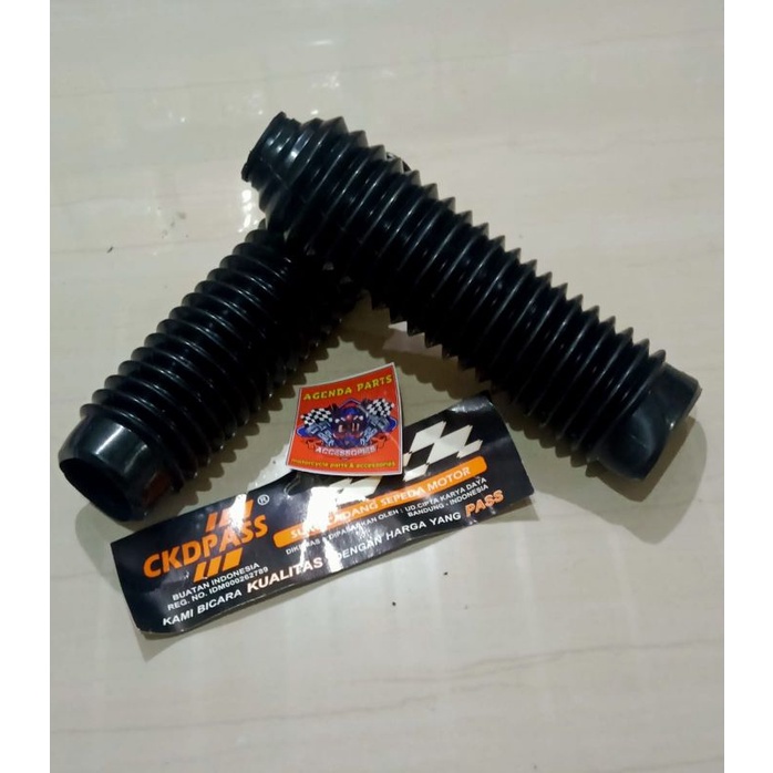 Karet Pelindung Shock Sok Depan Trail KLX-KTM-CRF-BAHAN MENGKILAT TAHAN ROBEK WARNA HITAM- MERK MP / CKD PASS PRODUK SAMA BAGUS QUALITAS NYA