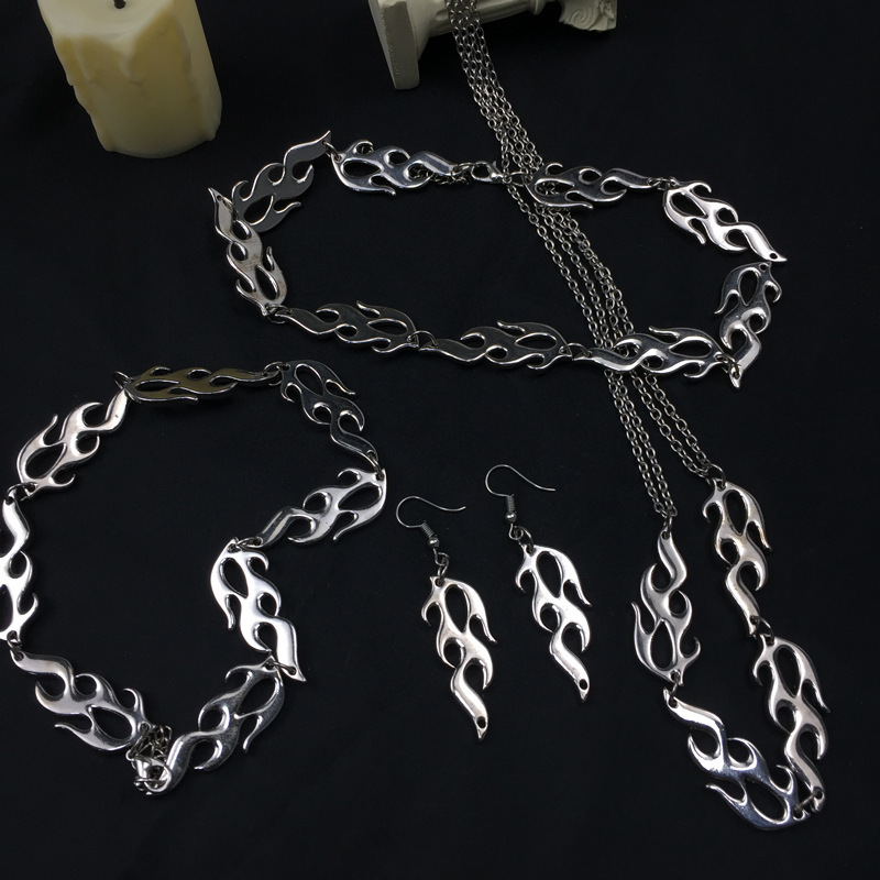 Set Kalung Rantai Choker Desain Api Gaya Punk Rock Harajuku Hip Hop Untuk Unisex