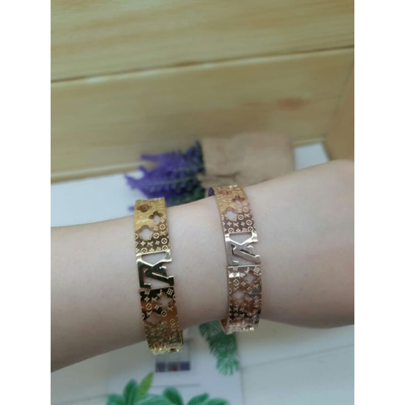 Bangle lv titanium / gelang titanium lv / gelang lv titanium 18Kk