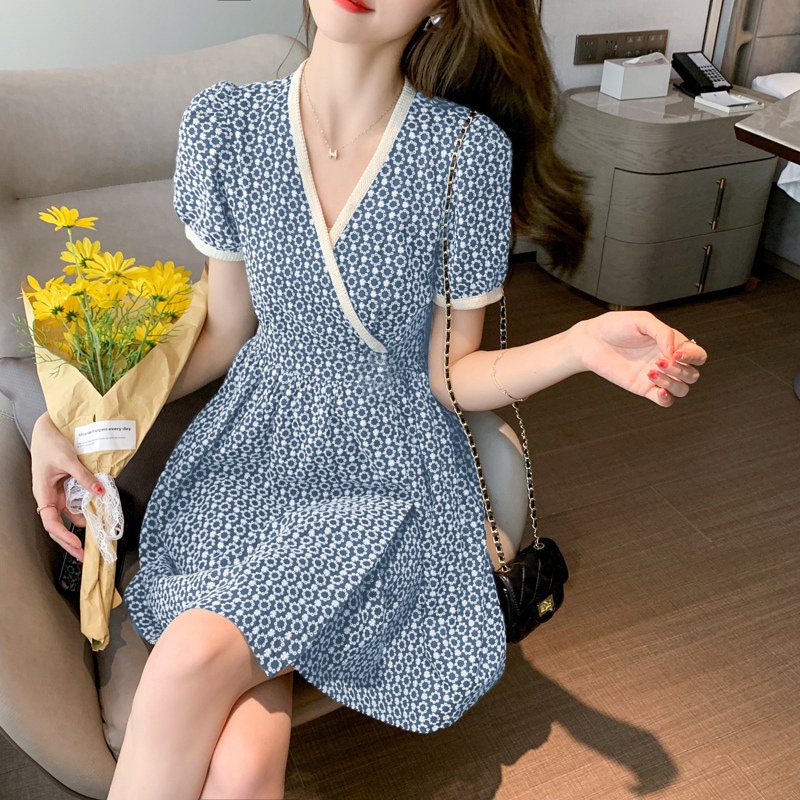 Dress Midi V Neck Manis Elegan Fashion Summer Terbaru