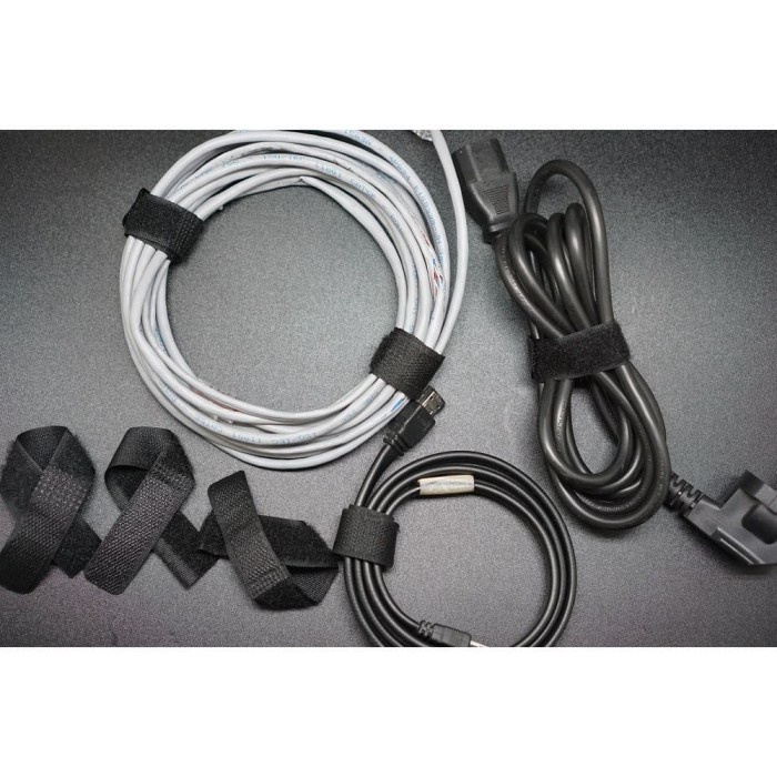

PEREKAT-PENGIKAT- VELCRO STRAP KABEL TIES PENGIKAT KABEL VELCRO CABLE CABLE TIES -PENGIKAT-PEREKAT.