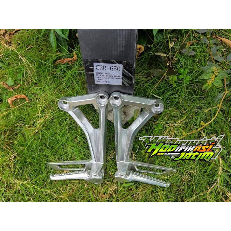 postep bostep fostep belakang cbr250