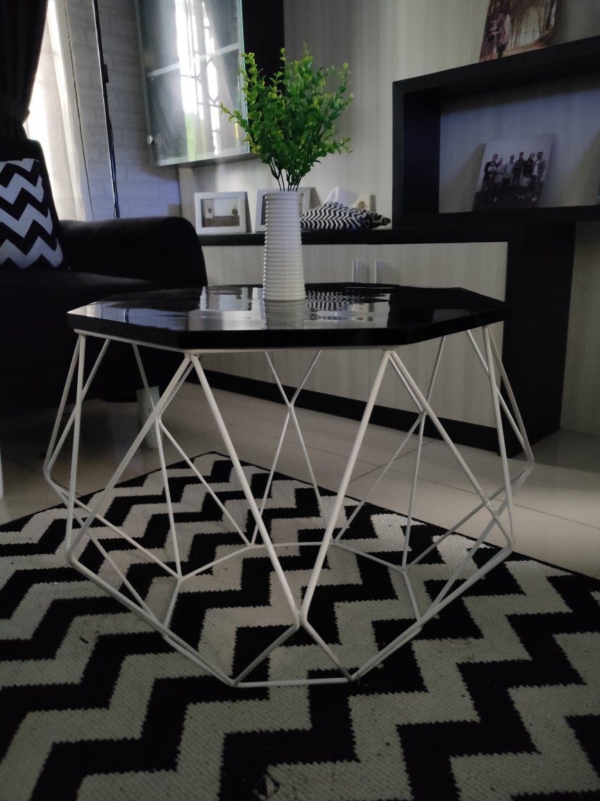 Meja Tamu Minimalis Segi 8 Hexagon Teras Coffee Table Diameter 60 Cm