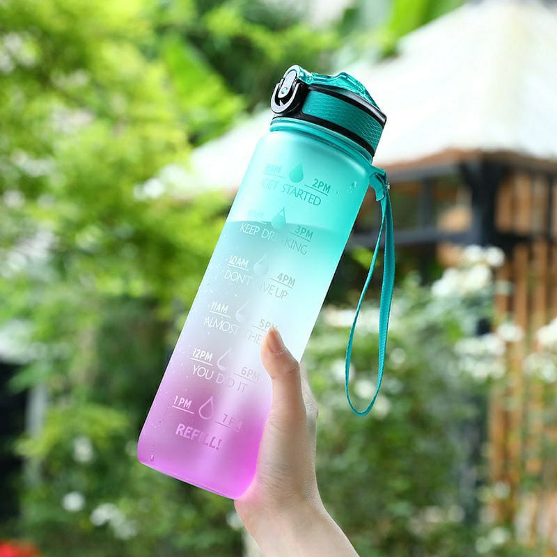 BOTOL GEMOY PLUS STIKER DAN TALI PANJANG BOTOL MINUM  VIRAL GRADASI TALI PANJANG SEDOTAN KAPASITAS 1300 ML BOTOL GENDUT BENING MURAH BOTOL IMPORT THUMBLER UNIK BOTOL MINUM ANAK DEWASA BOTOL 1.3 LITER-MOTIVASI 1 L HIJAU