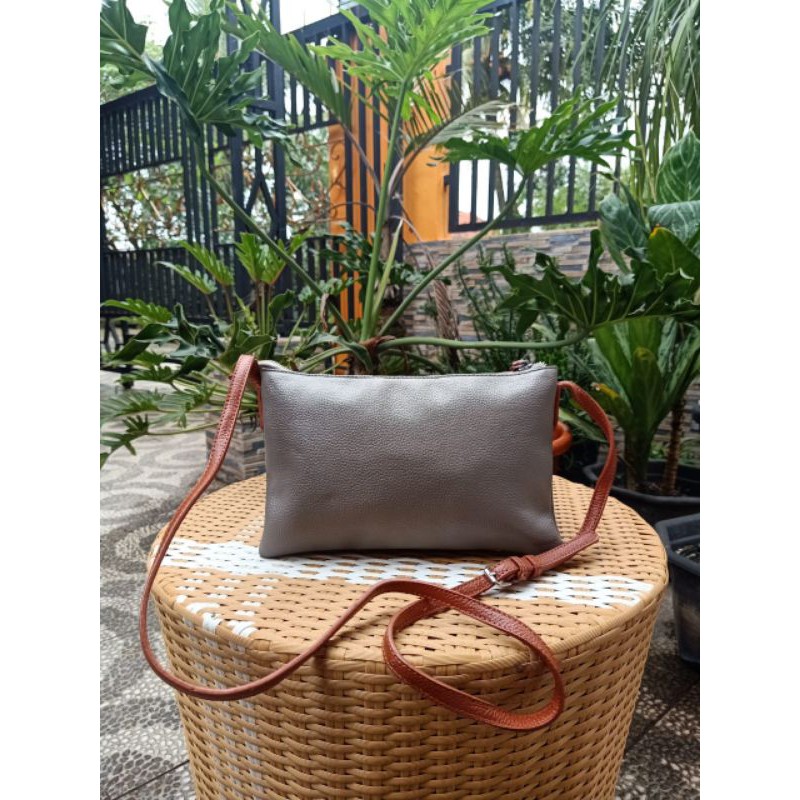 SLING BAG DELLA STELLA