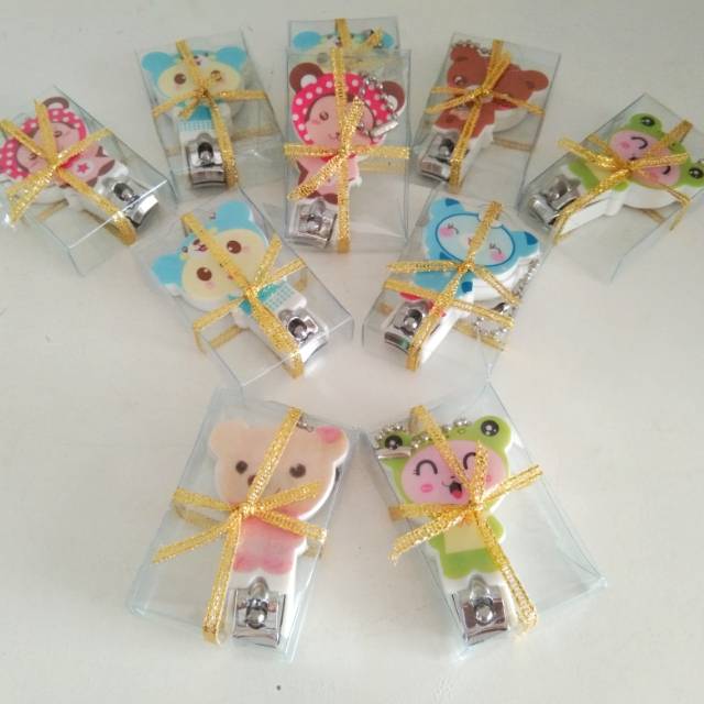 

Souvenir Pernikahan Murah Gunting Kuku Pororo Packing Mika Minimal Order 100 pcs