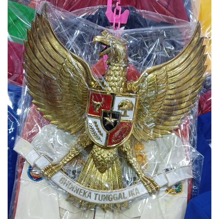 Patung Garuda Pancasila Kuningan 50cm/ Pajangan Burung Garuda Pancasila