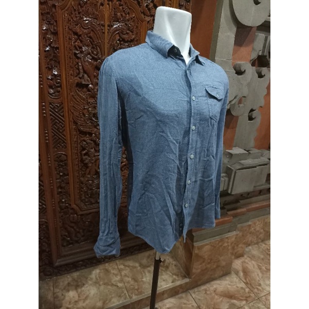 Kemeja Denim Pria ukuran L