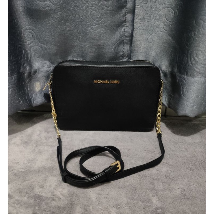 Preloved Sling Bag MK Jet Set Black Crossbody