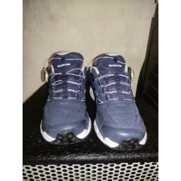 sepatu second black yak