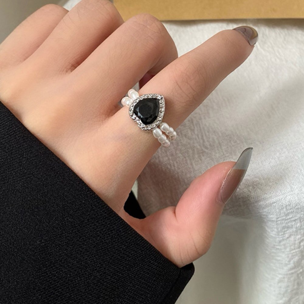 Cincin Elastis Hias Kristal Mutiara Warna Hitam Pink Putih Dapat Disesuaikan Untuk Wanita