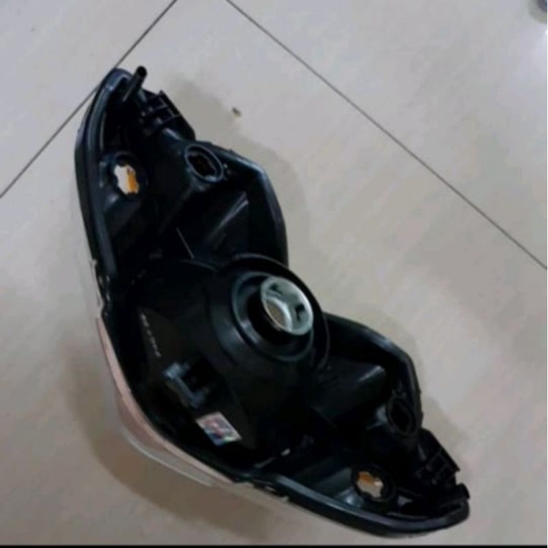 Lampu Depan Revo Absolute Revo Fit