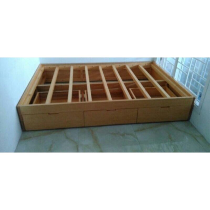 DIPAN DIVAN JATI MINIMALIS TANPA SANDARAN Uk 140x200