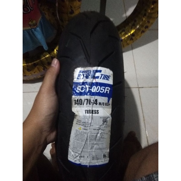 Ban IRC SCT-005 140/70-14 Tubles/Ban Belakang New Aerox155/Ban Luar Belakang IRC Aerox Lama/Ban Bela