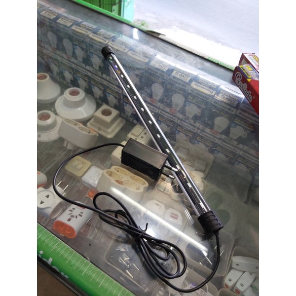 Lampu aquarium 6W 40 cm bisa dicelup.