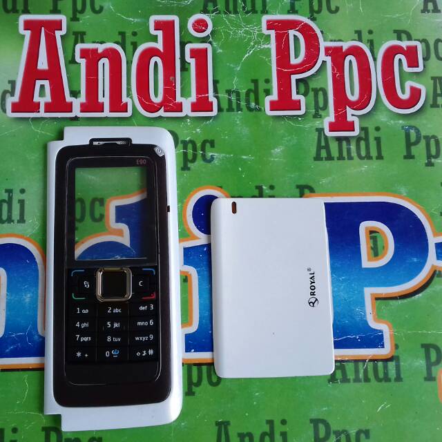 Casing Nokia E90 Putih
