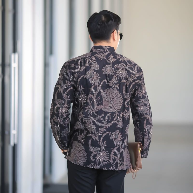 BATIK BOLO DEWO Motif SBY Hem Atasan Kemeja Baju Batik Pria Lengan Panjang