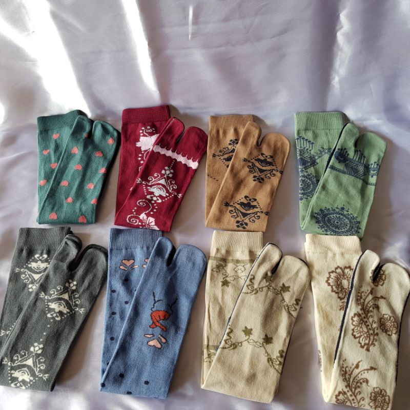 KAOS KAKI JEMPOL MUSLIM PANJANG MOTIF RANDOM