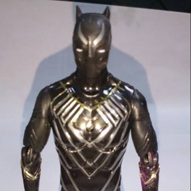 Replika boneka batman