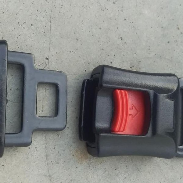 KUNCI HELM UNIVERSAL ORIGINAL (KUNCI SAJA)-2