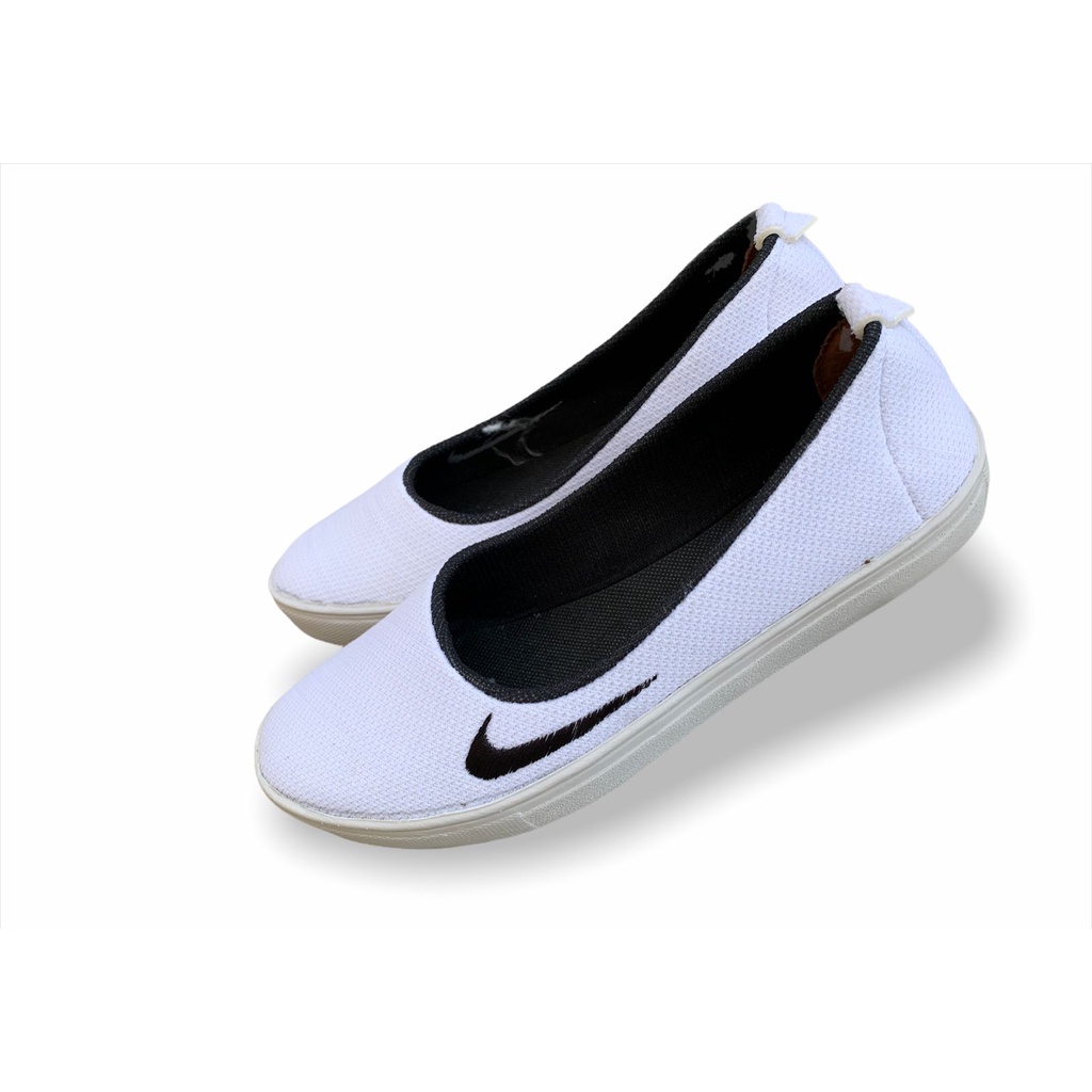 sepatu slip on wanita dewasa nik