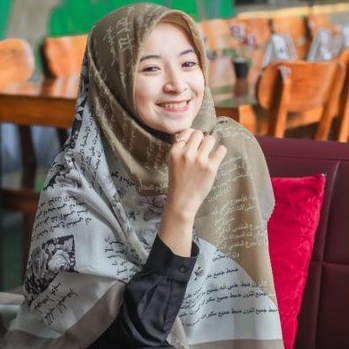 Segi empat motif Arab/hijab segi empat motif koran